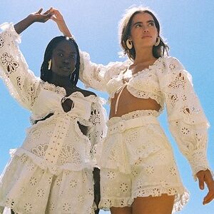 NEW Sabo Skirt Palais Zaco White Belted Eyelet Shorts | 2